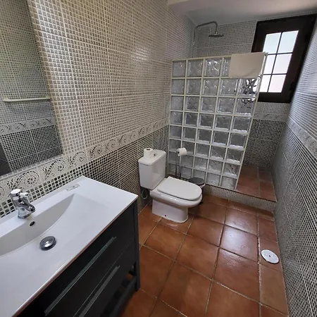 El Mirador 6 Bedrooms Адехе