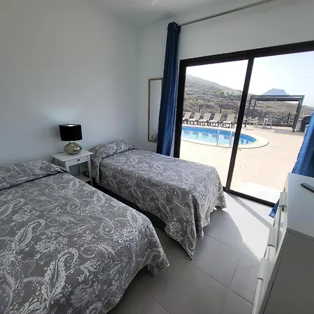 El Mirador 6 Bedrooms Вилла Адехе