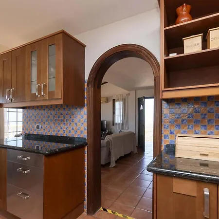 Вилла El Mirador 6 Bedrooms *