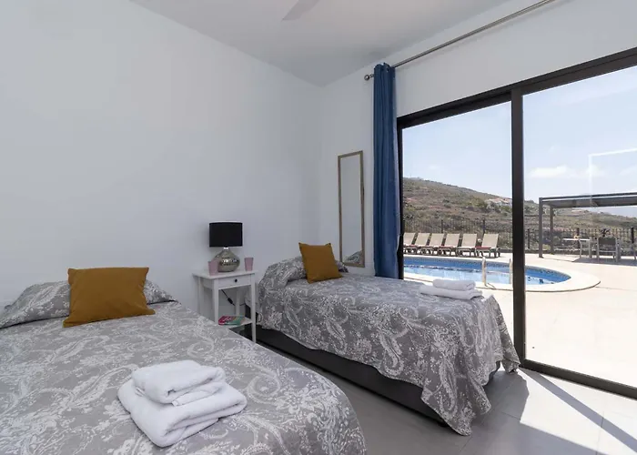 Villa El Mirador 6 Bedrooms
