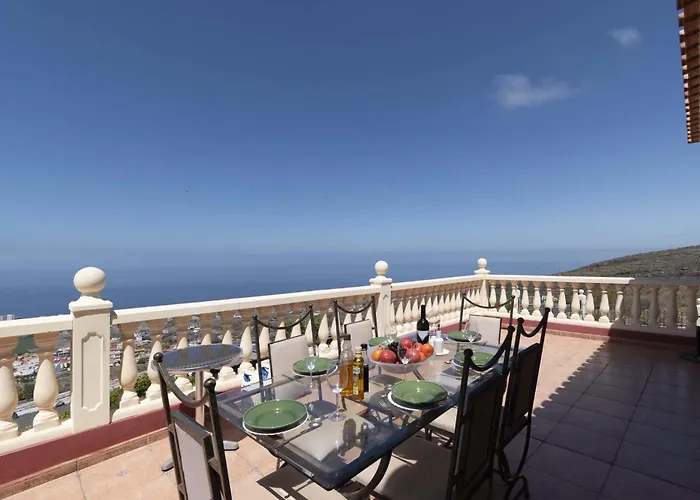 Villa El Mirador 6 Bedrooms *
