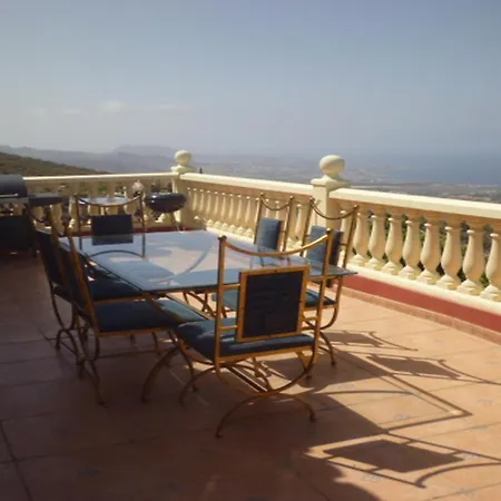 빌라 El Mirador 6 Bedrooms *