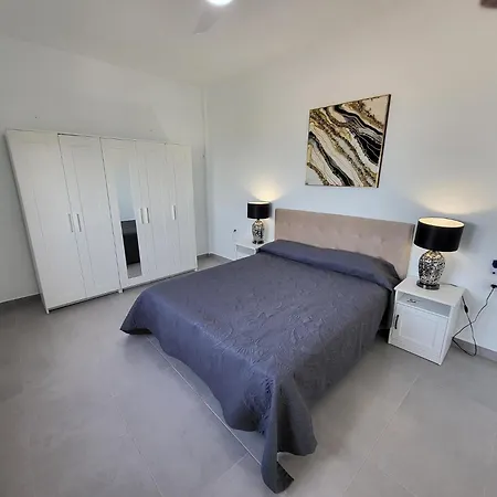 El Mirador 6 Bedrooms 빌라