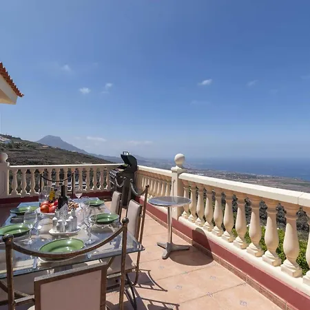 El Mirador 6 Bedrooms 빌라 *