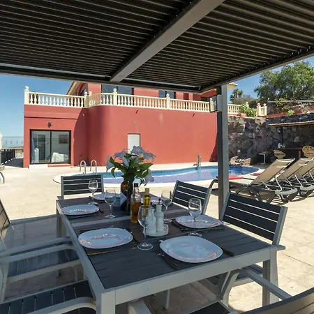 빌라 El Mirador 6 Bedrooms